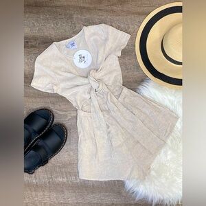 NWT Princess Polly Ragnar Tie-Front Romper in Beige, Size US 2